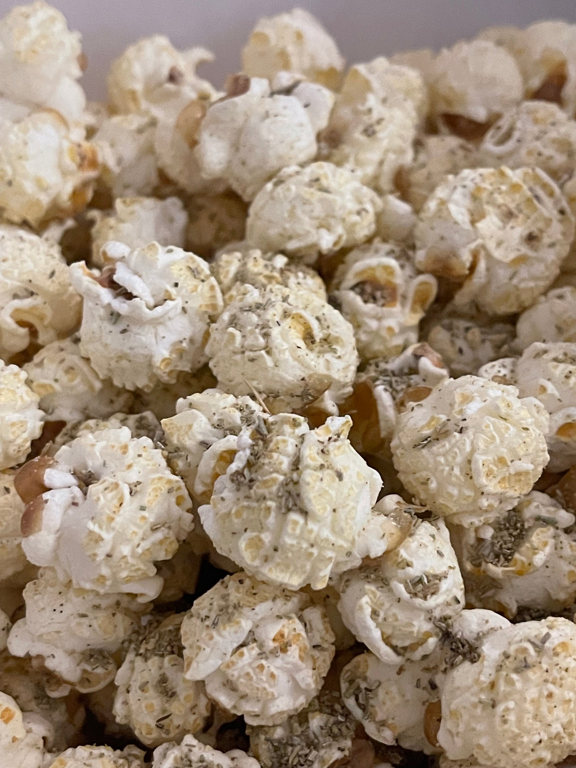 PopCornaa close-up of seaweed, wasabi and soy flavoured vegan popcorn